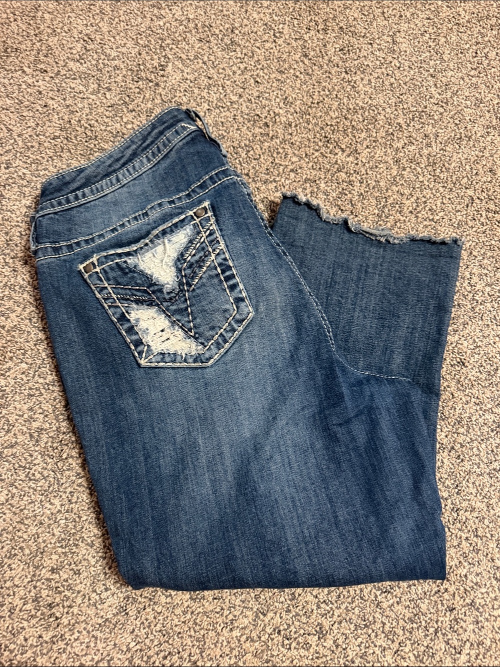Vigoss Dark Blue Cropped Jeans with Distressed Back Pocket